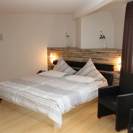 Designhotel Im Südfeld-3